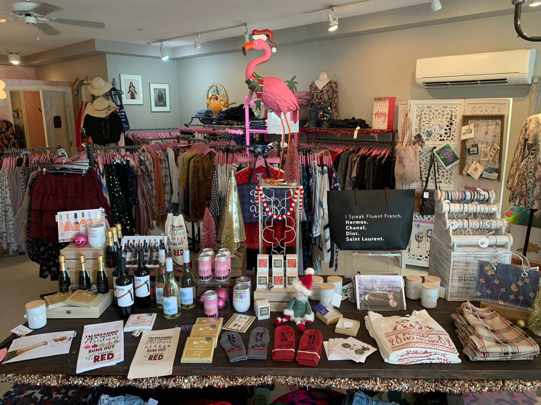 Pink & Navy-Anna Maria必去景点