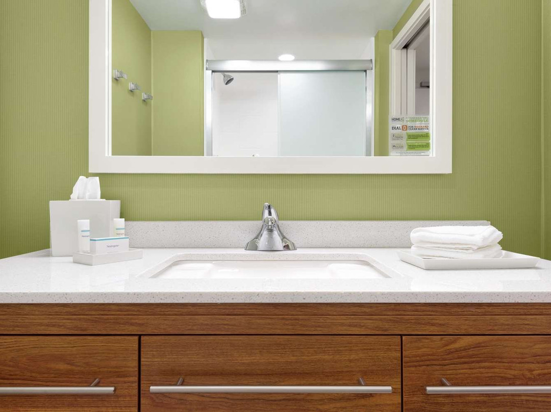 Home2 Suites By Hilton Milwaukee Airport主图