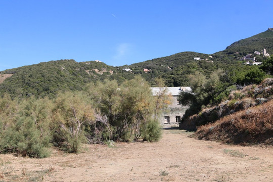 Couvent Saint François-Pino必去景点