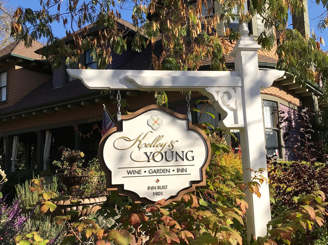 Kelley & Young Wine Garden Inn主图