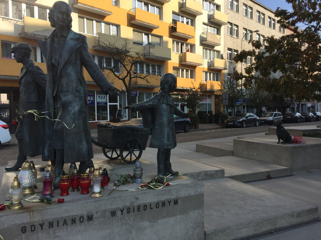 Displaced Gdynians Monument景点图片