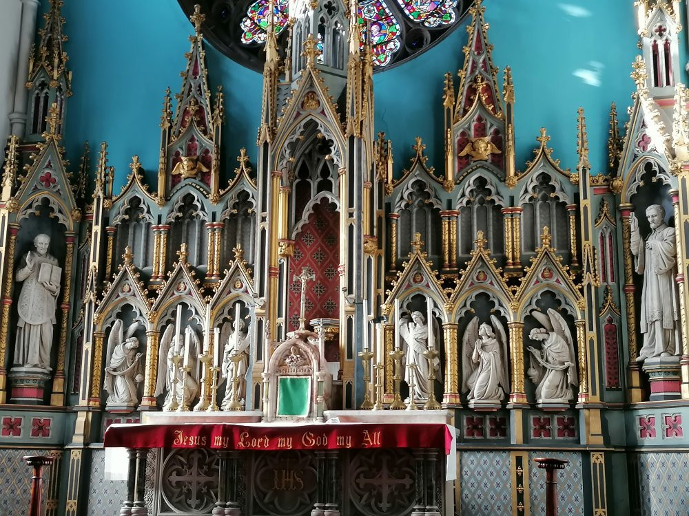 Holy Cross Church-圣海伦斯必去景点