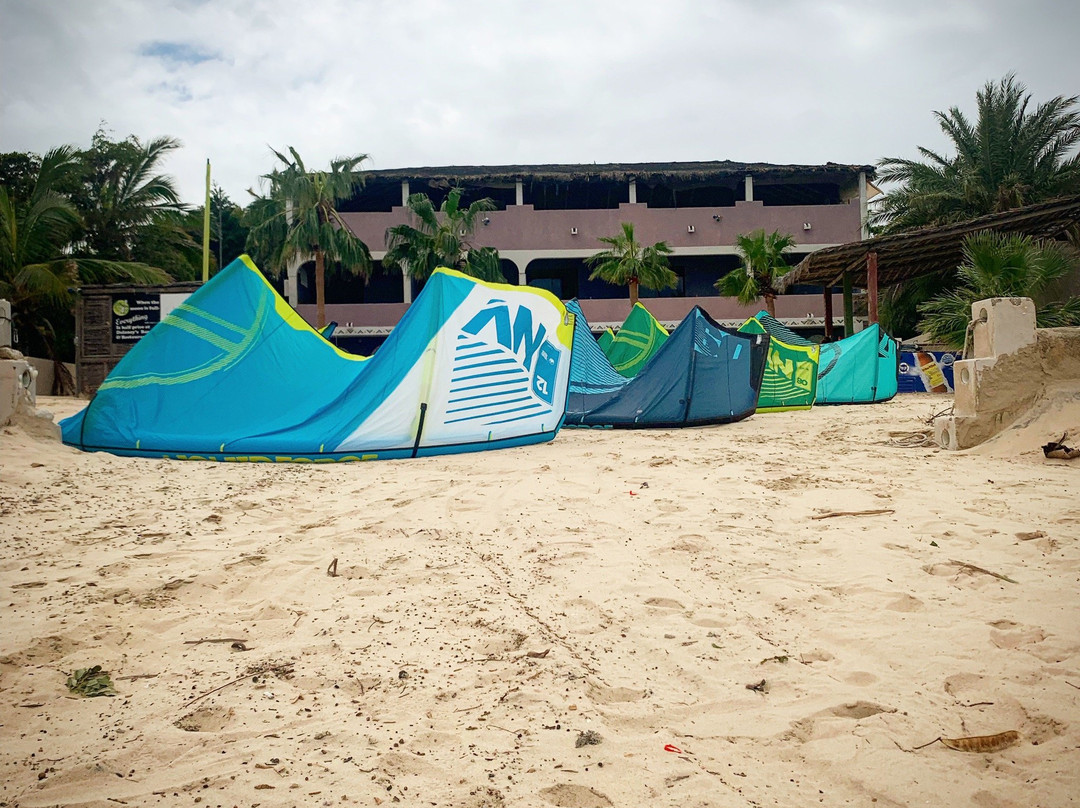 Evolution Kiteboarding景点图片
