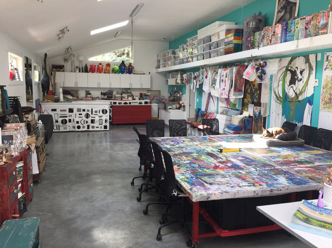 Art Barn Studio景点图片