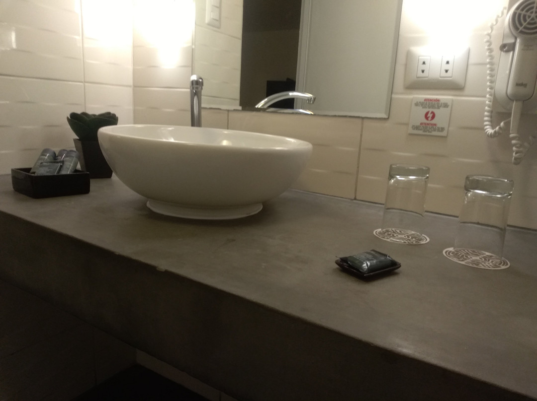 蒂拉维瓦阿雷基帕广场酒店主图