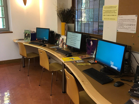 Mediatheque Lucien Jacques-格雷乌莱班必去景点