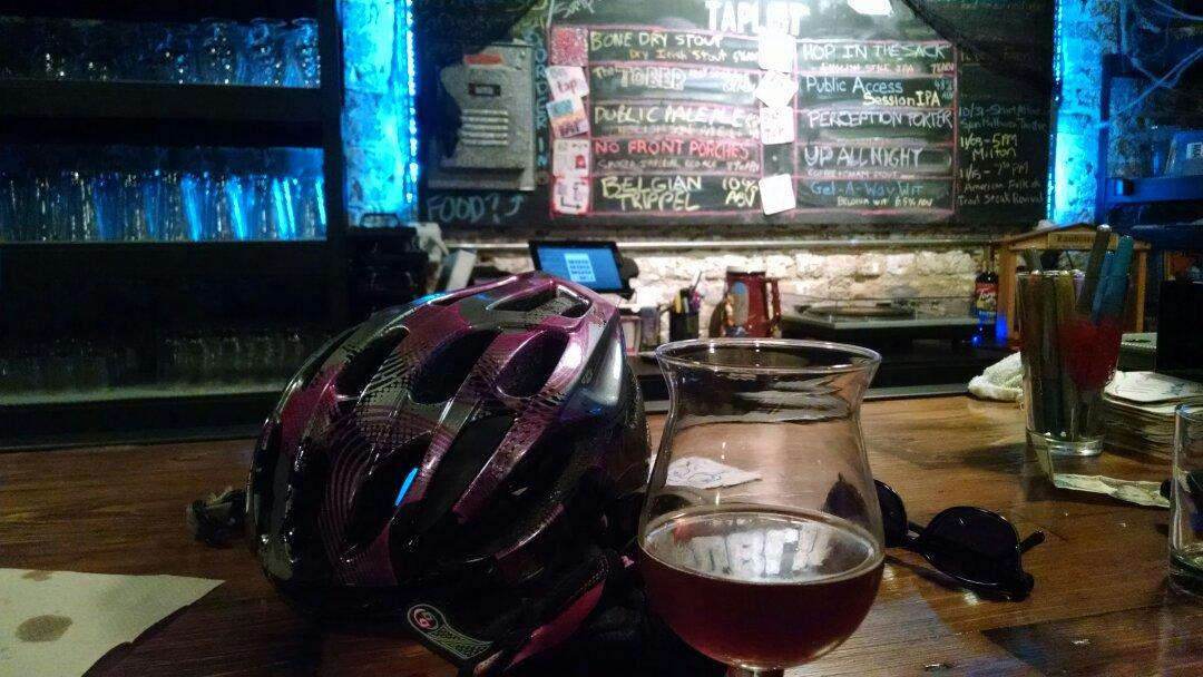 普莱森特普瑞尔瑞旅游景点-Public Craft Brewing Co.