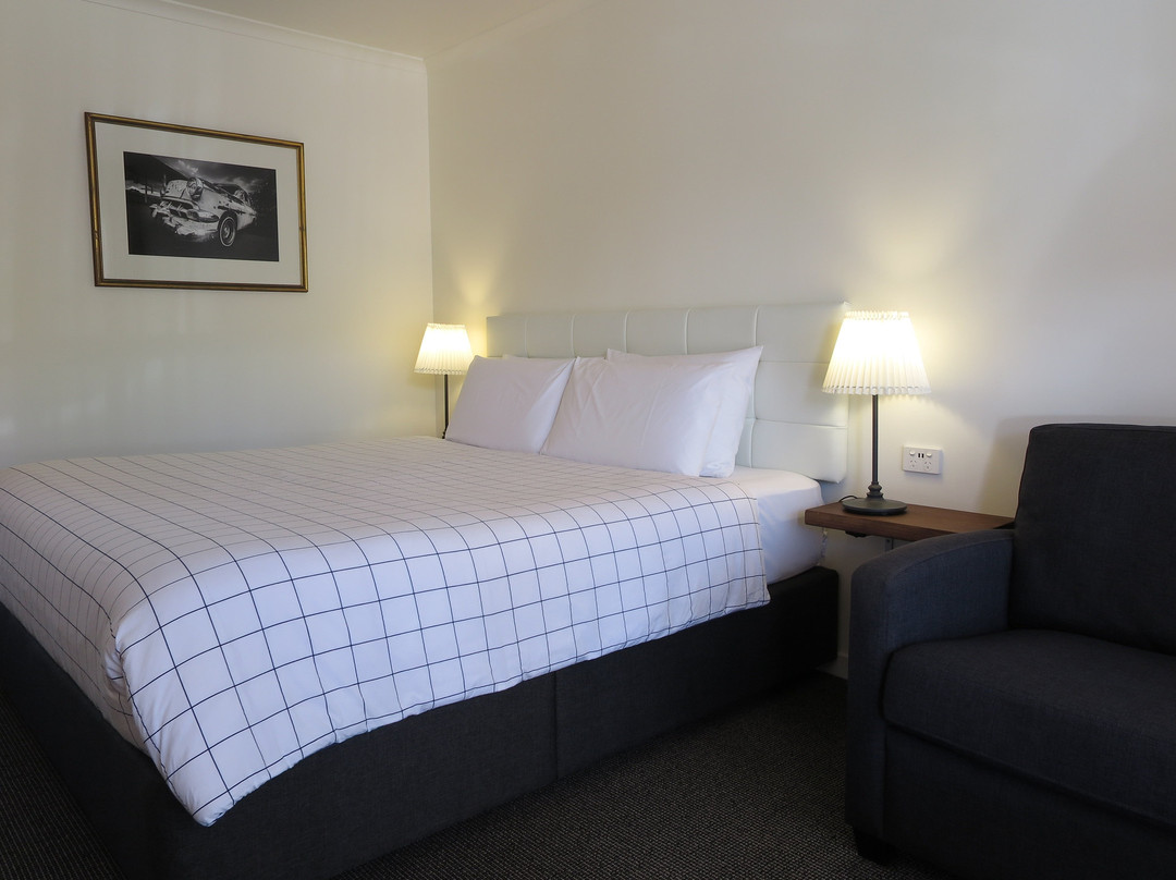 萨摩希尔汽车旅馆主图