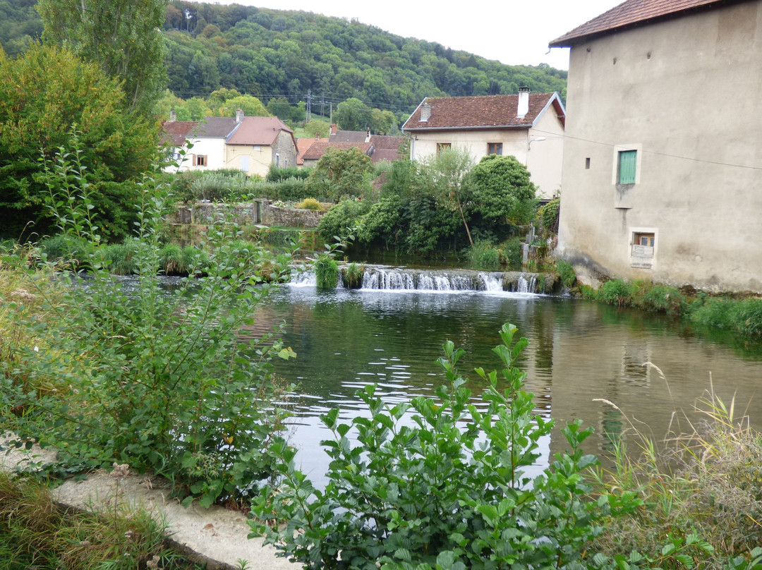 Pont des Capucins-Arbois必去景点