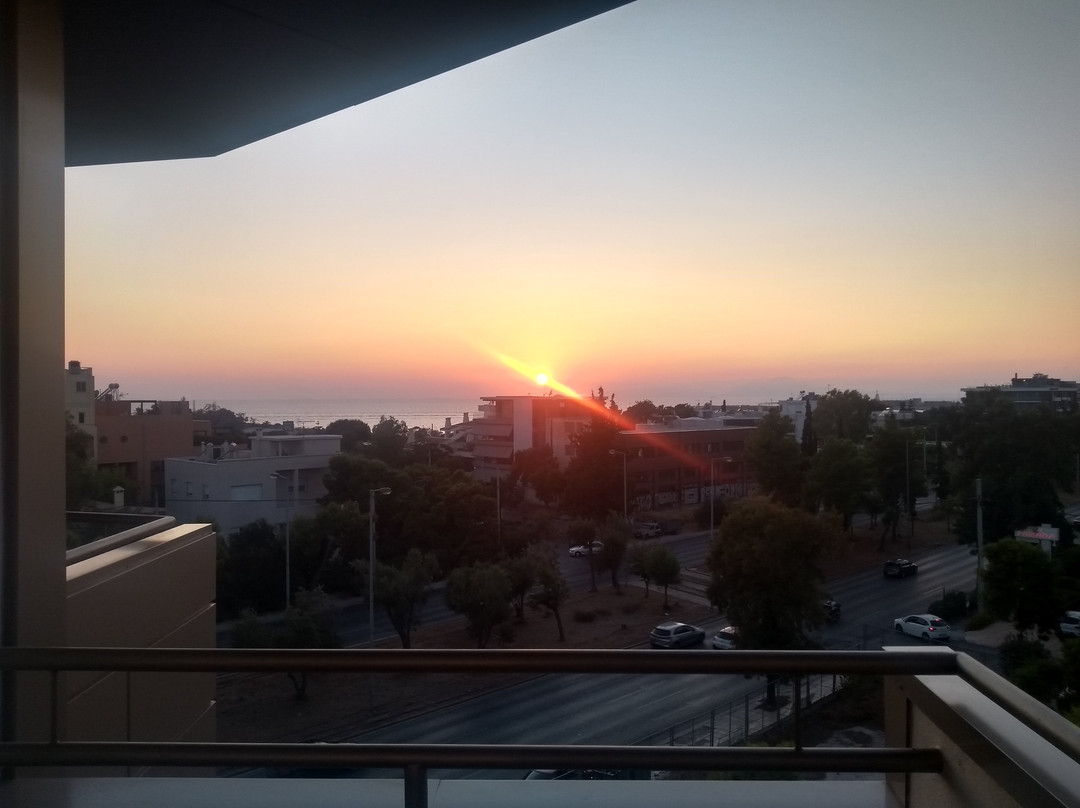 艾曼狄纳酒店主图