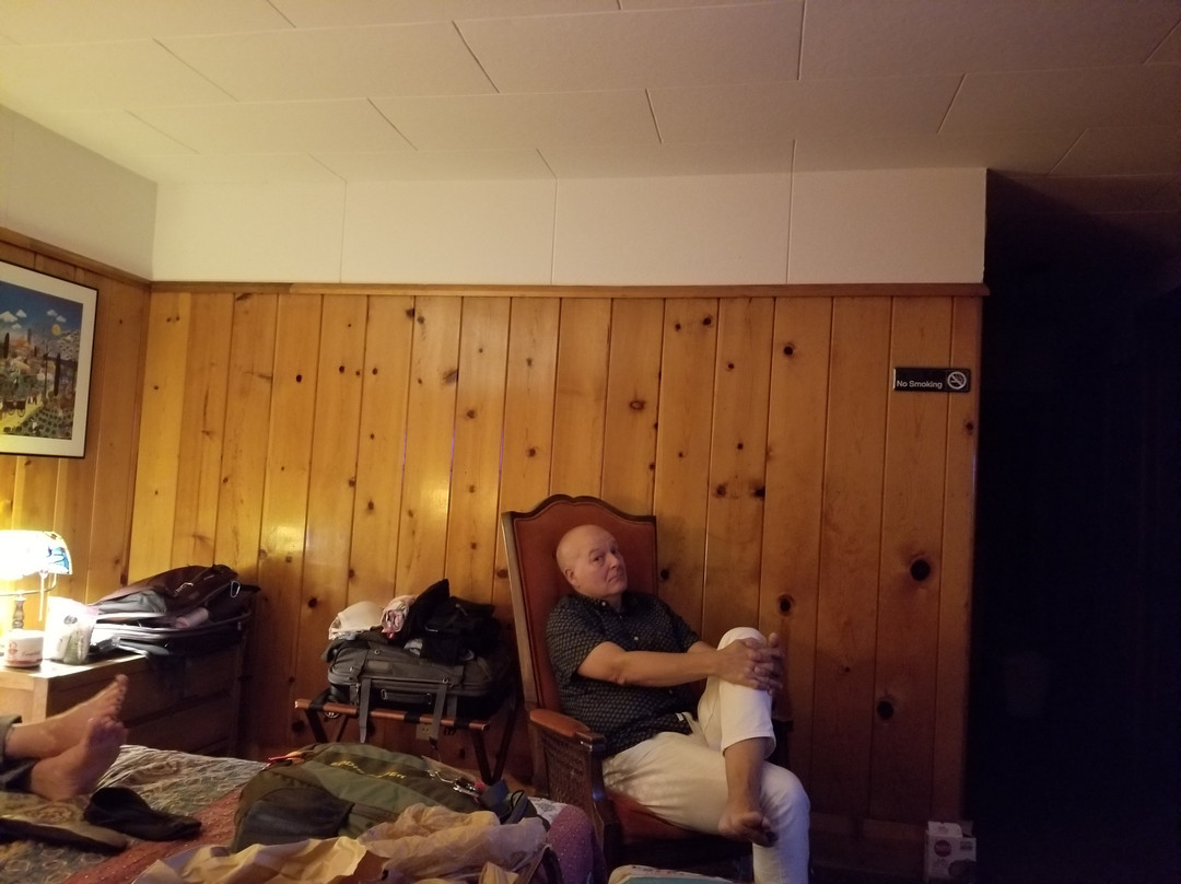 Jo's Motel & Campground主图