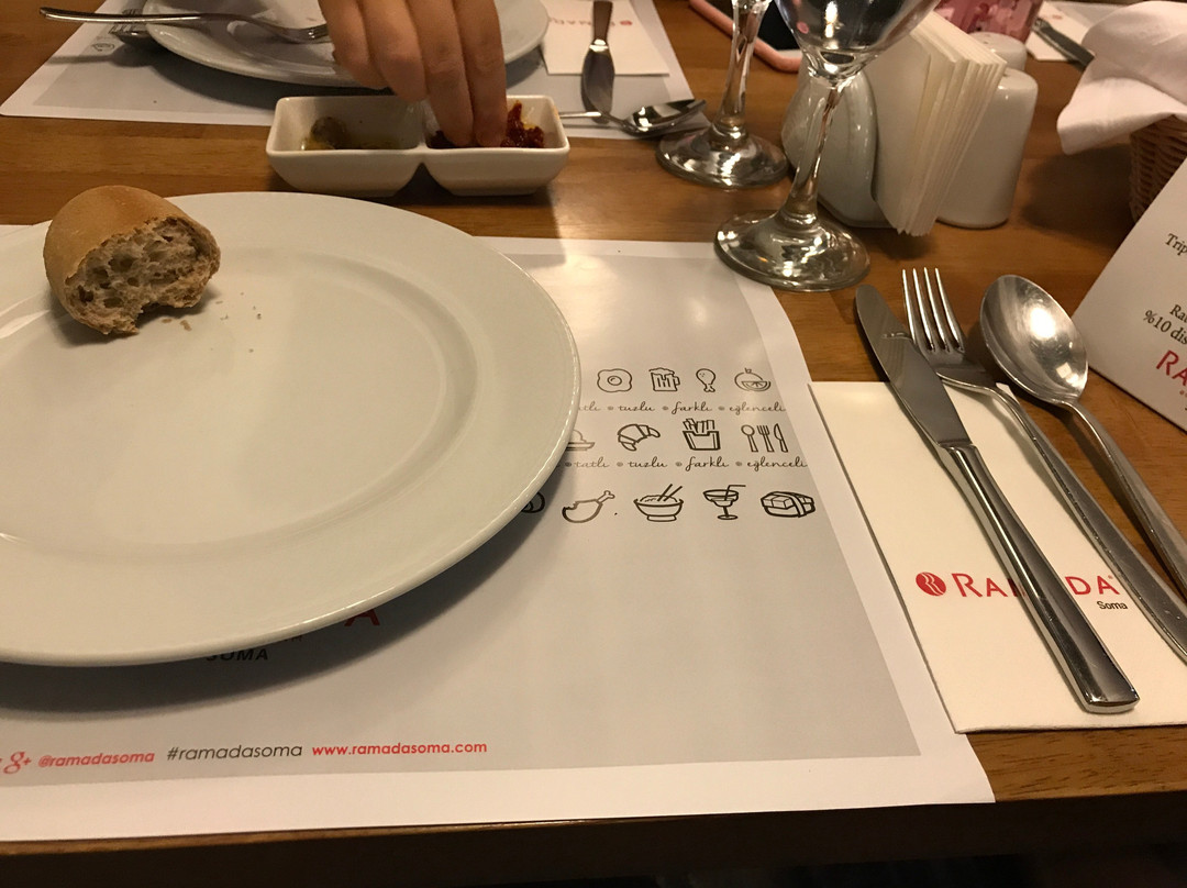 Ramada by Wyndham Soma主图