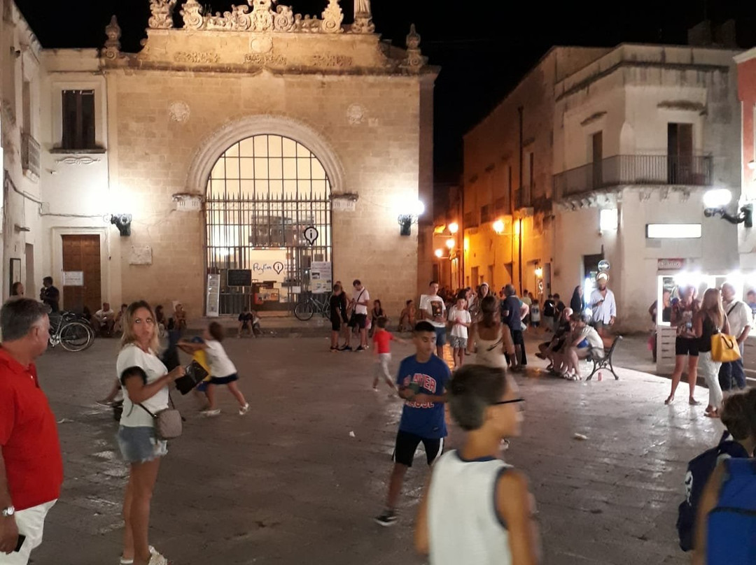 Piazza Salandra-纳尔德奥必去景点