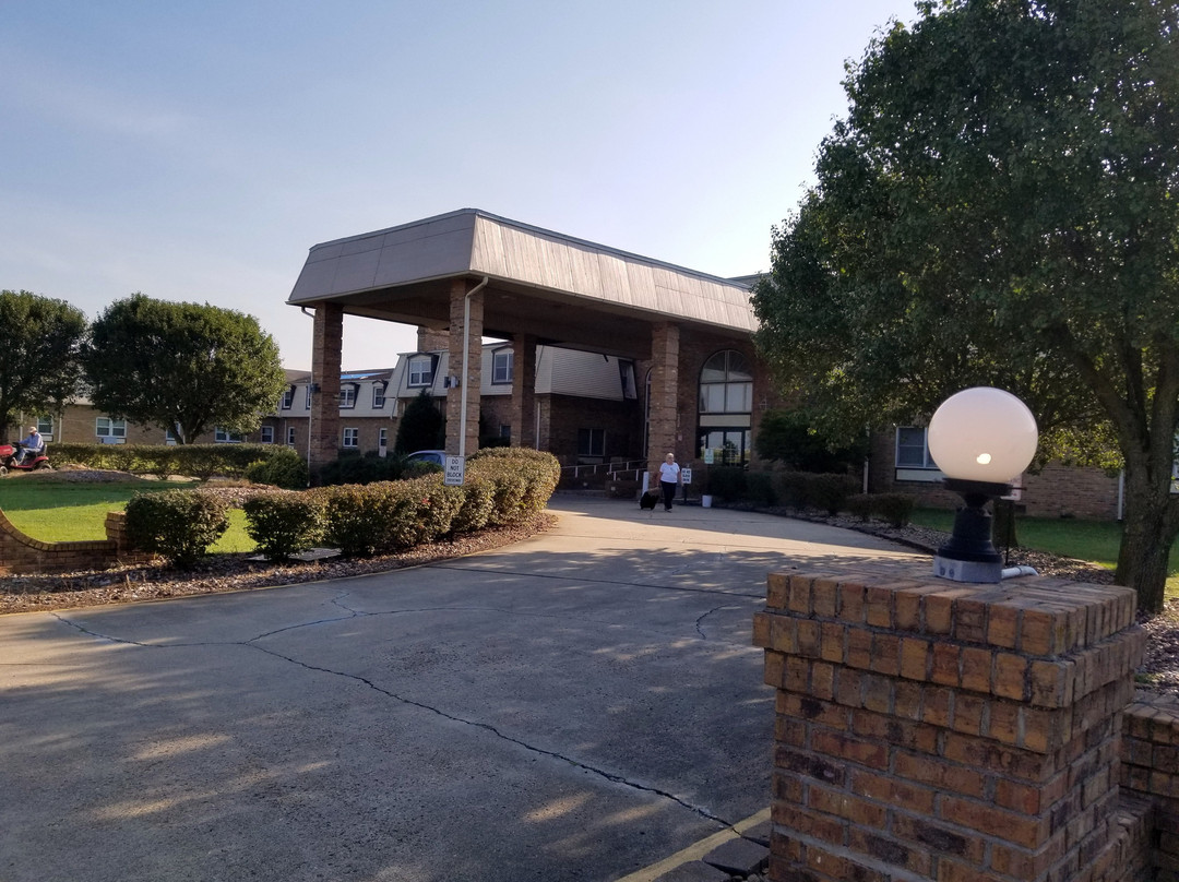 Days Inn and Suites by Wyndham Sikeston主图