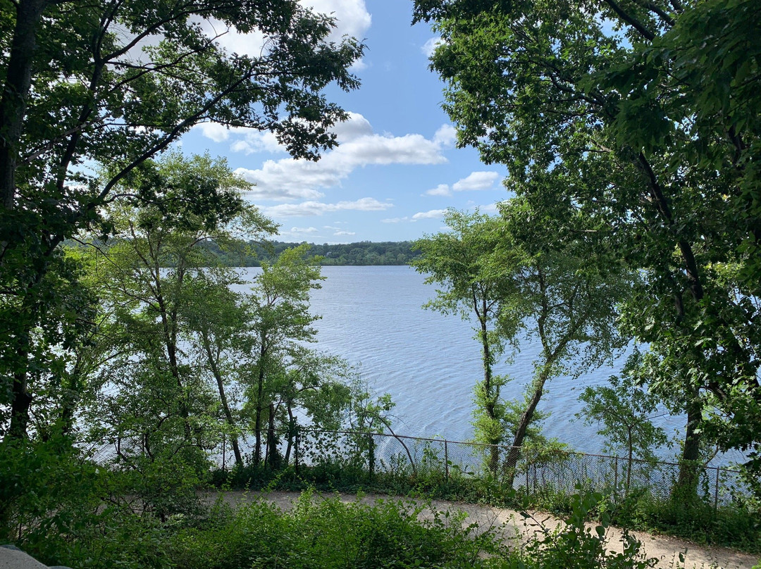 Fresh Pond Reservation景点图片