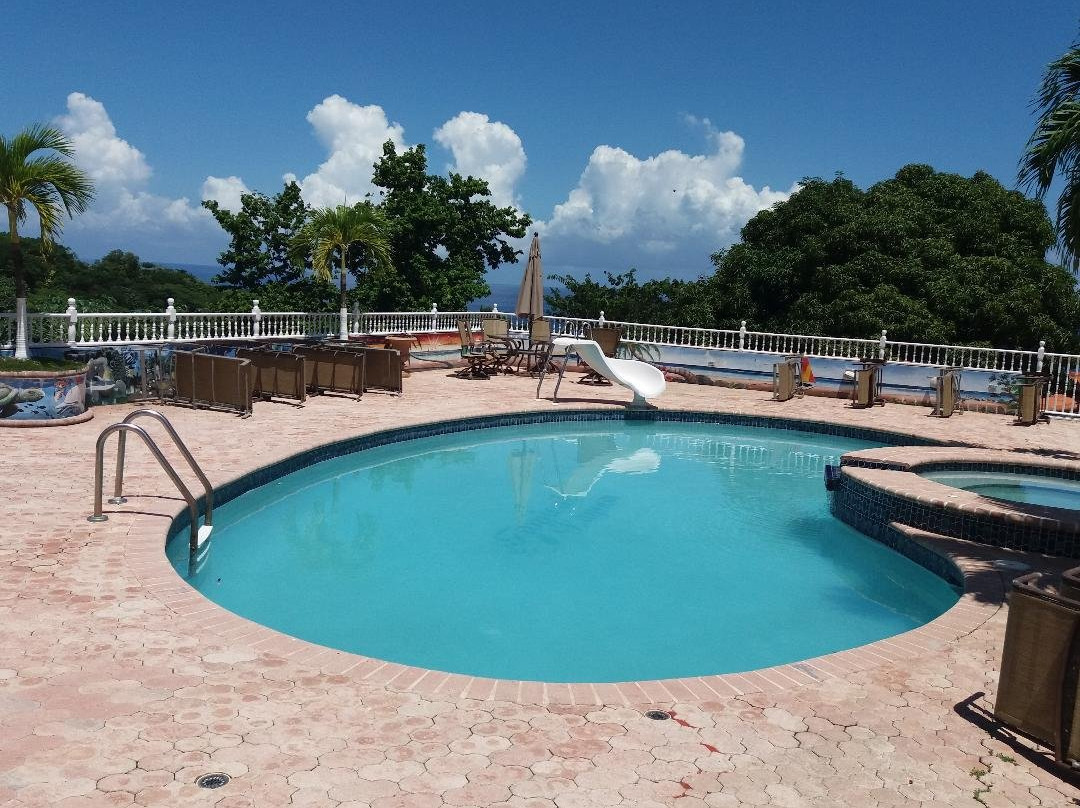 热带潟湖度假村主图