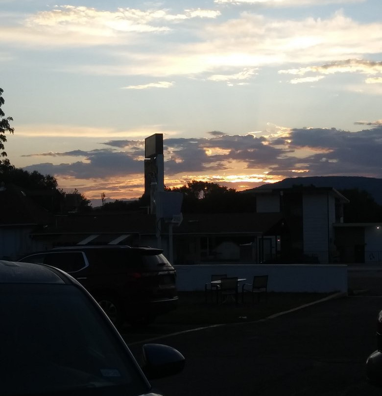 Budget Host Melody Lane Motel主图