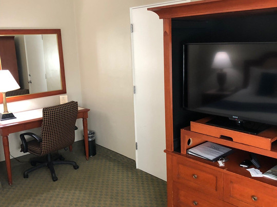 拉阿文尼达旅馆主图