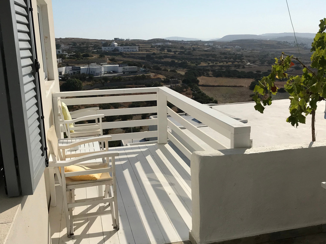 Alexandros Village主图