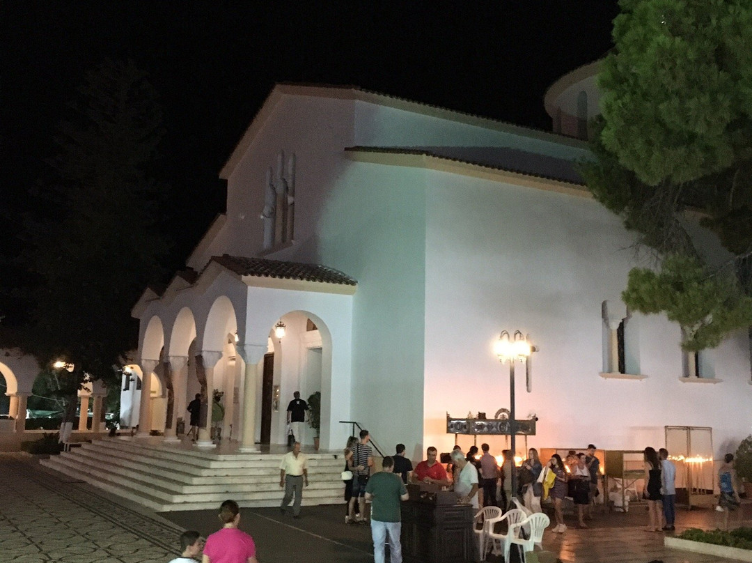 Panagia Katholiki-Kremasti必去景点