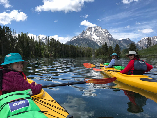 OARS Yellowstone Tours景点图片