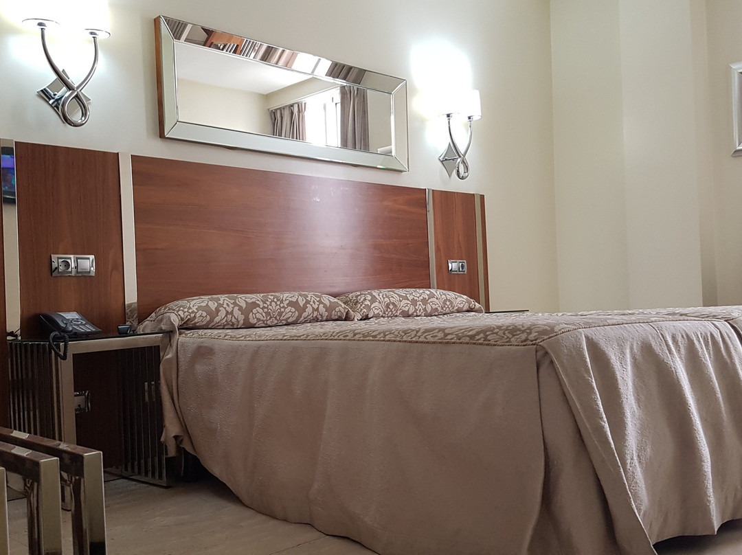 科隆纳索尔大酒店主图