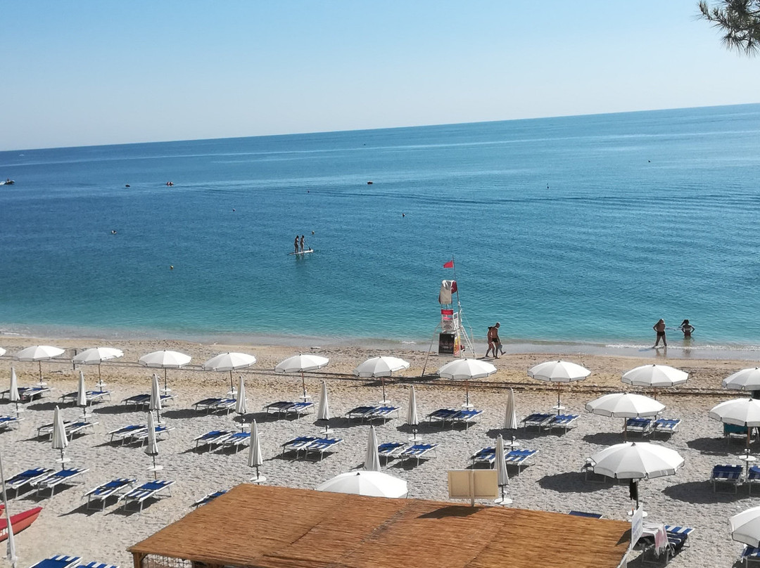 Spiaggia di San Michele-Sirolo必去景点