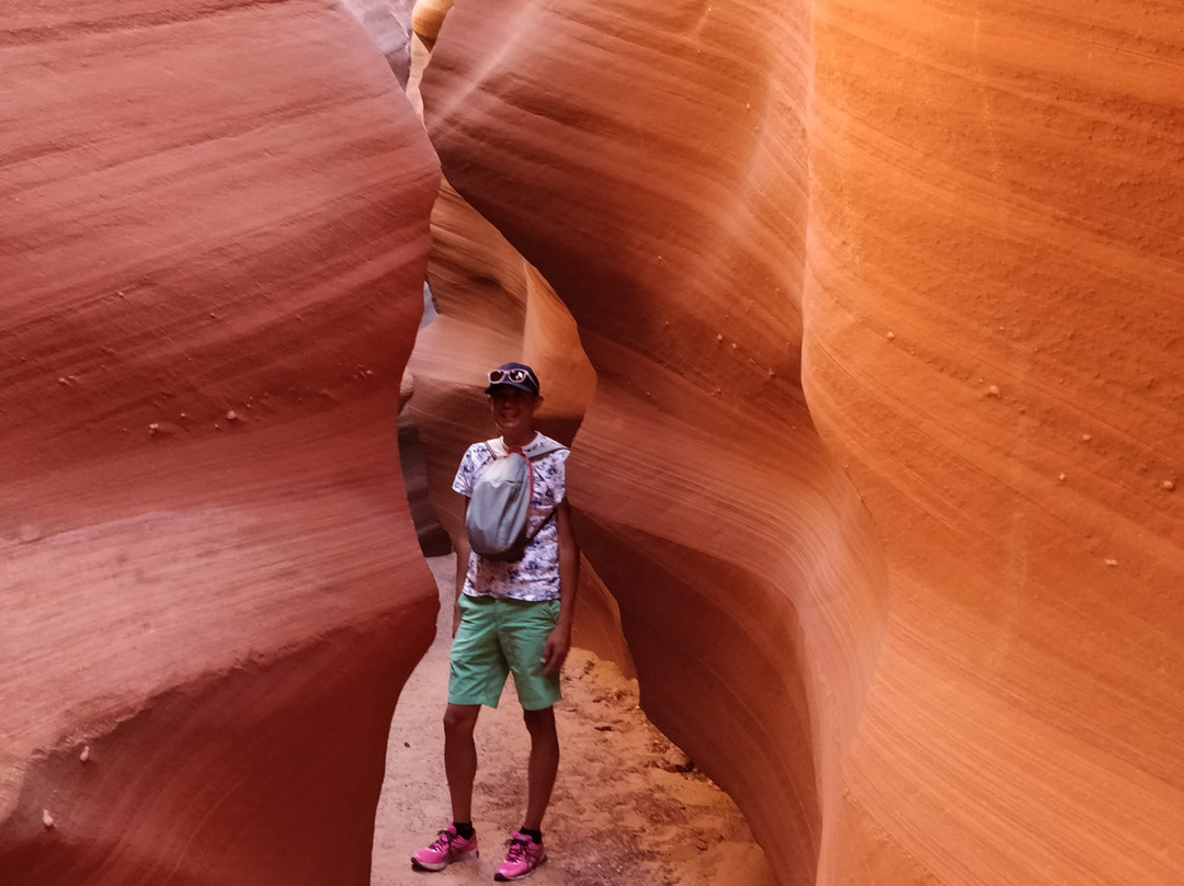 Waterholes Canyon景点图片