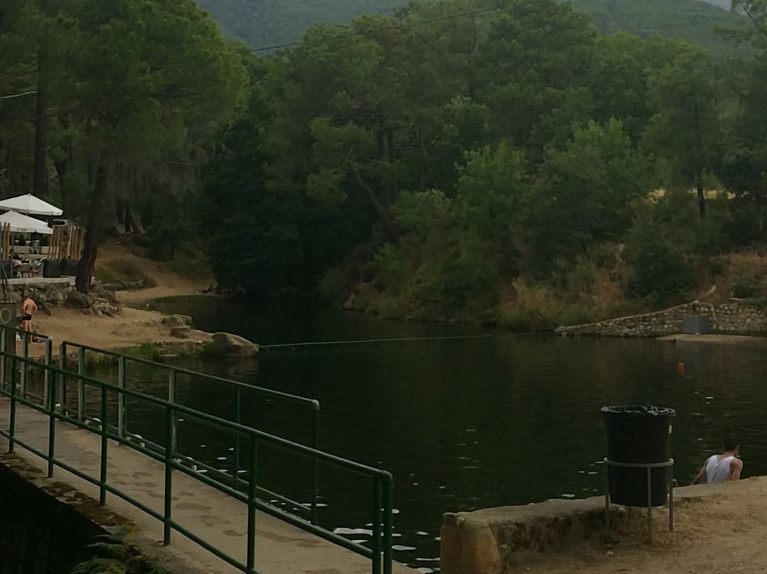 提塔尔旅馆主图