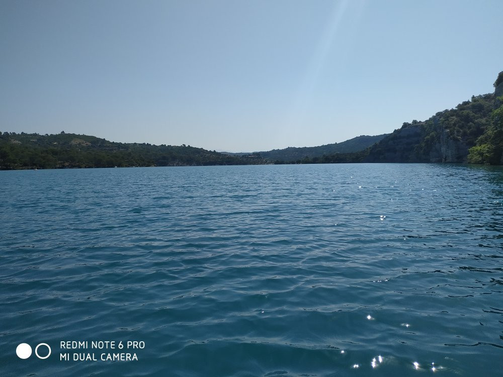 Lac D'esparron景点图片