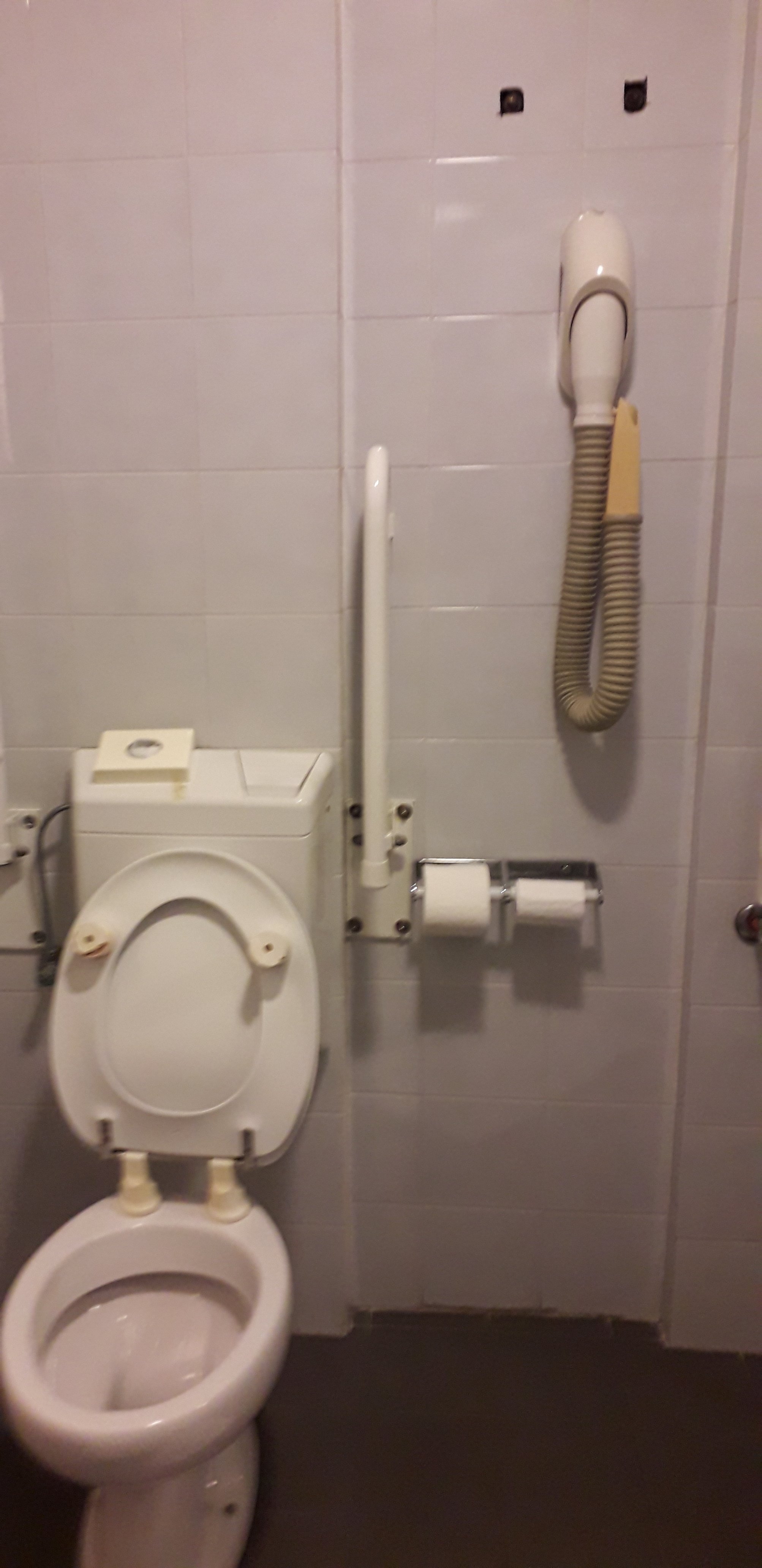 Art Hotel Garden-浴室