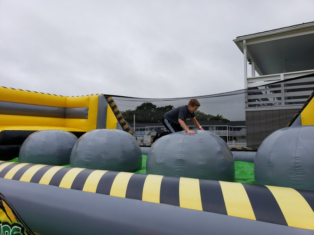 Cape Cod Inflatable Park景点图片