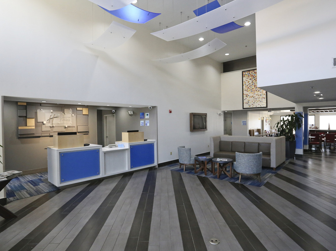 Holiday Inn Express & Suites Blythewood By IHG主图