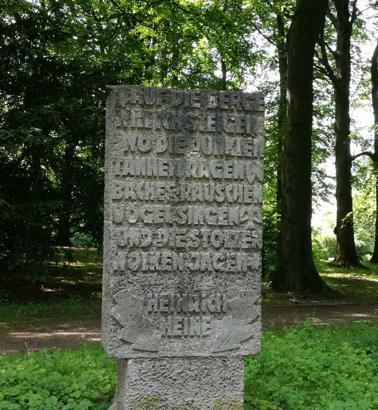 Heinrich Heine Denkmal-伍珀塔尔必去景点