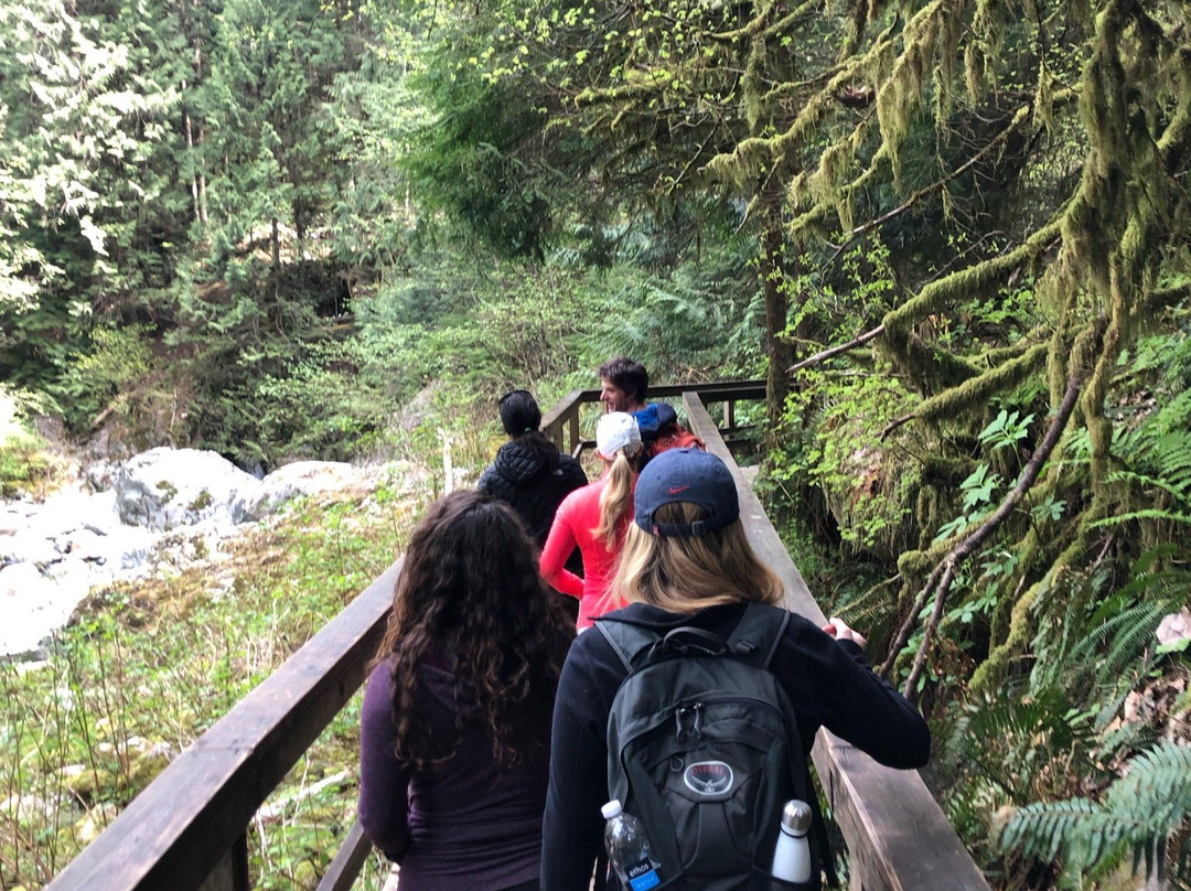 Rugged Adventure Tours-北温哥华必去景点