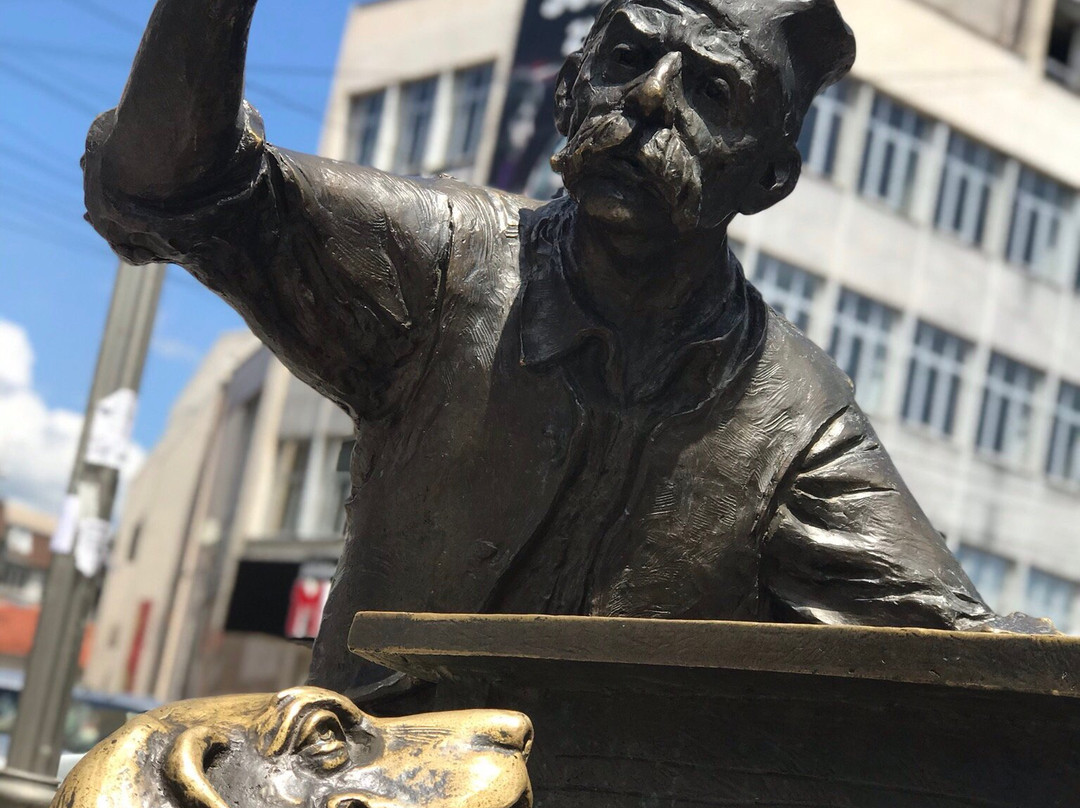 The Monument of Stevan Sremac and Kalca-Nis必去景点