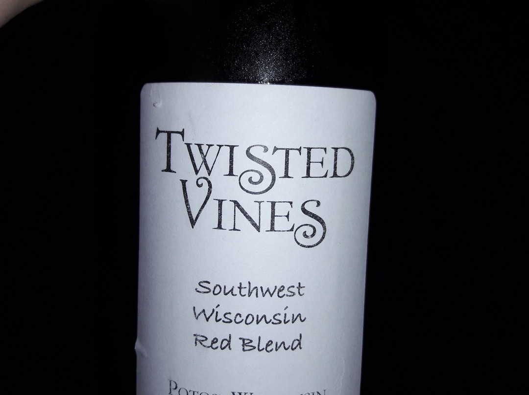 Dickeyville餐馆和美食-Twisted Vine Winery, Pub & Eatery