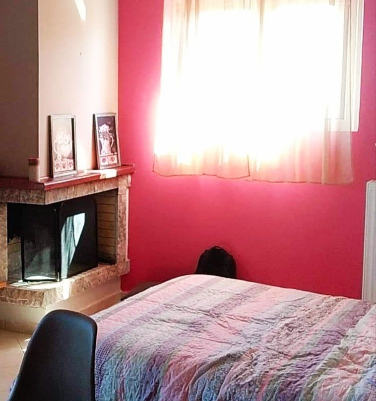 Theoni's Apartments主图