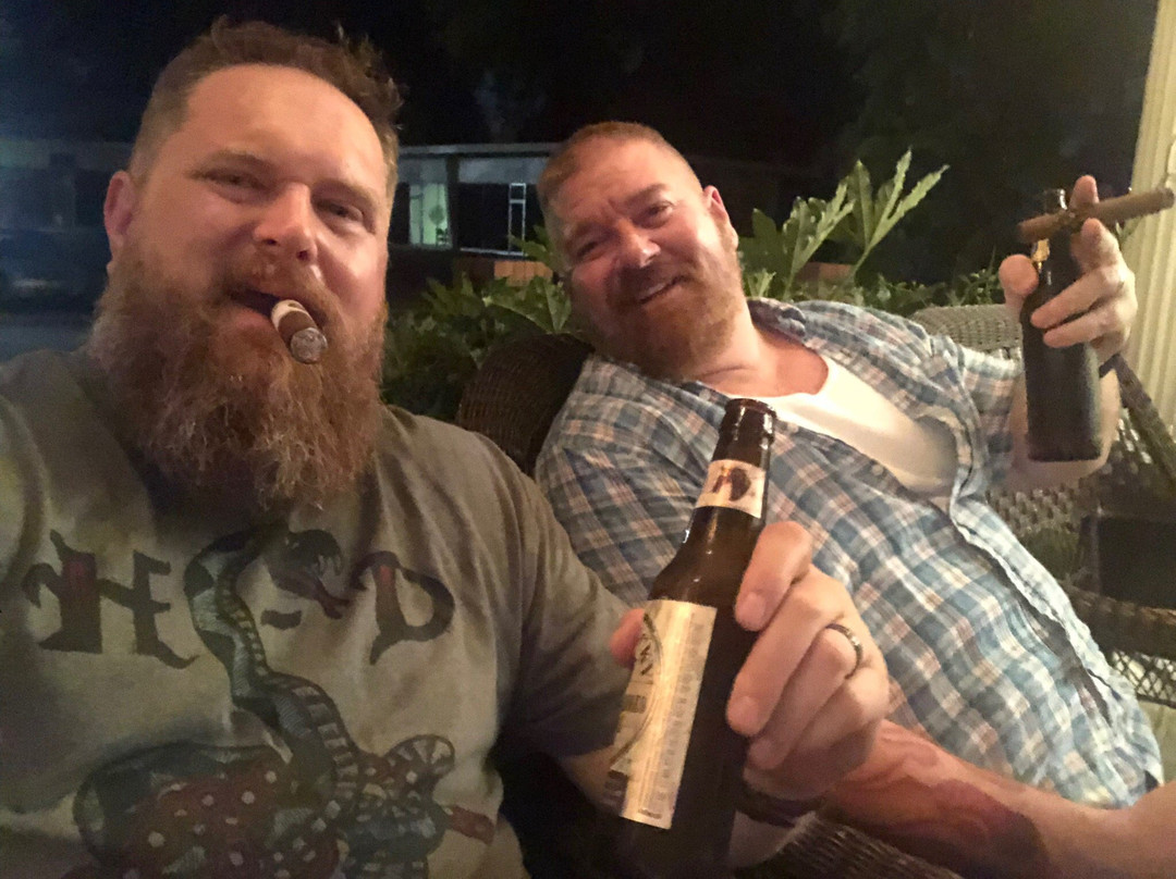 R&R Cigars-塔斯卡卢萨县必去景点