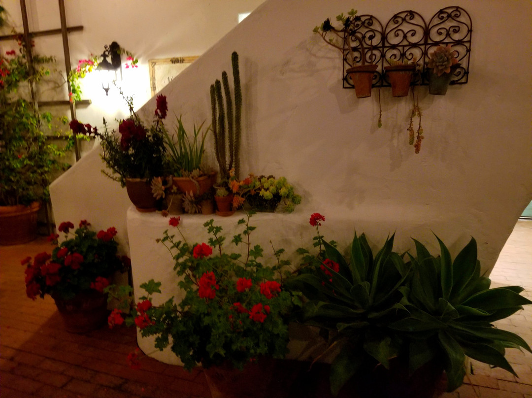 西班牙花园酒店主图