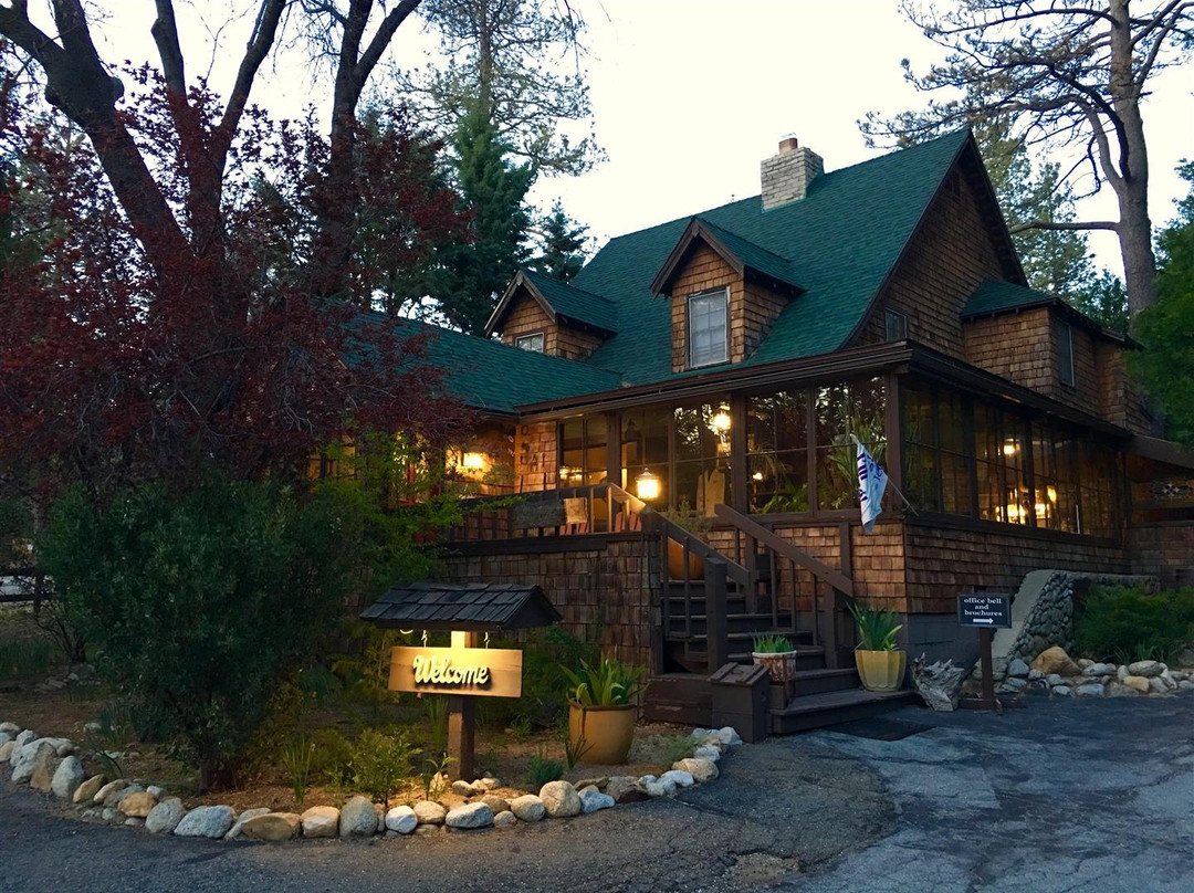 Strawberry Creek Inn主图