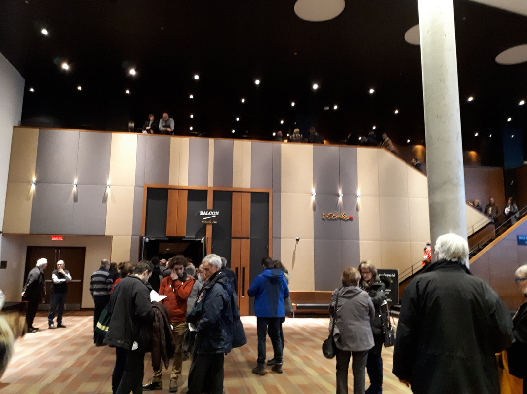 L’Étoile-Brossard必去景点