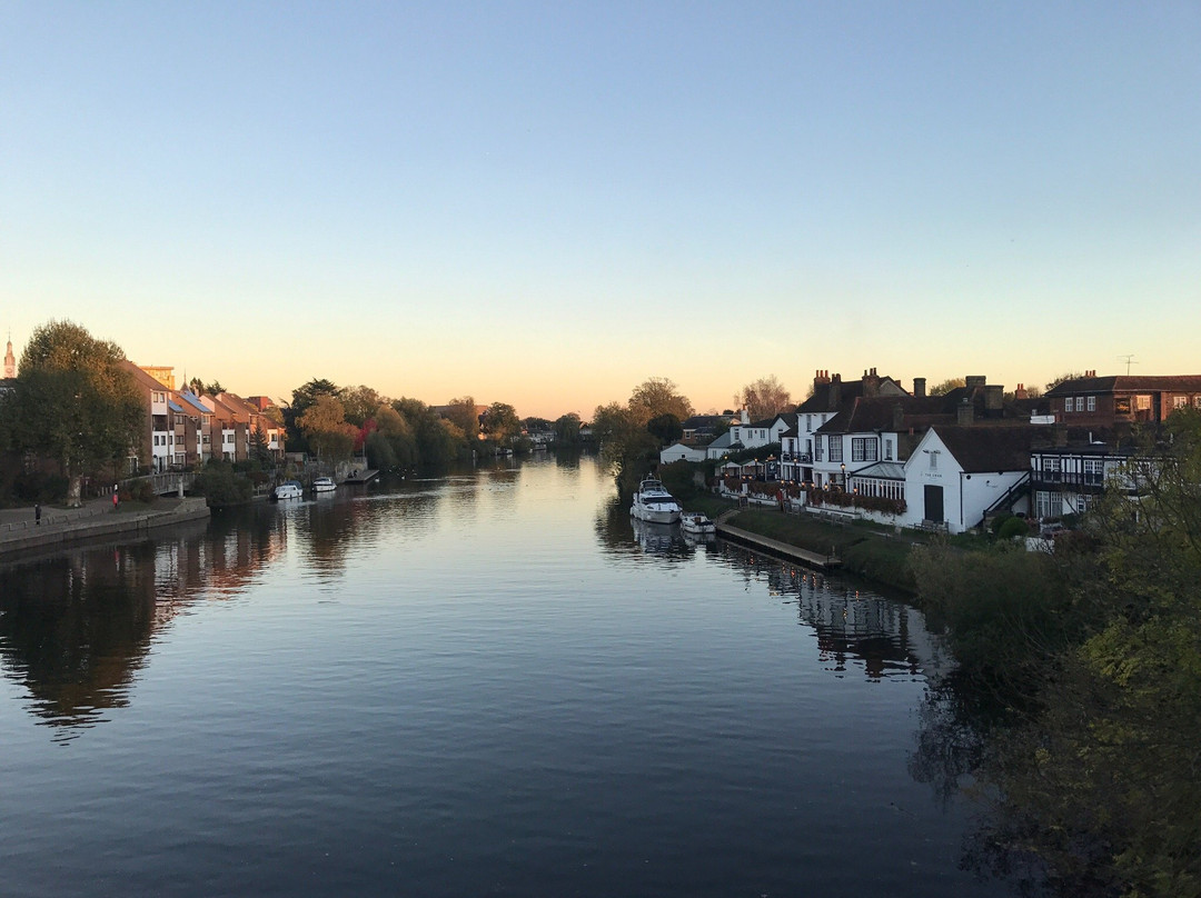 Staines Bridge景点图片