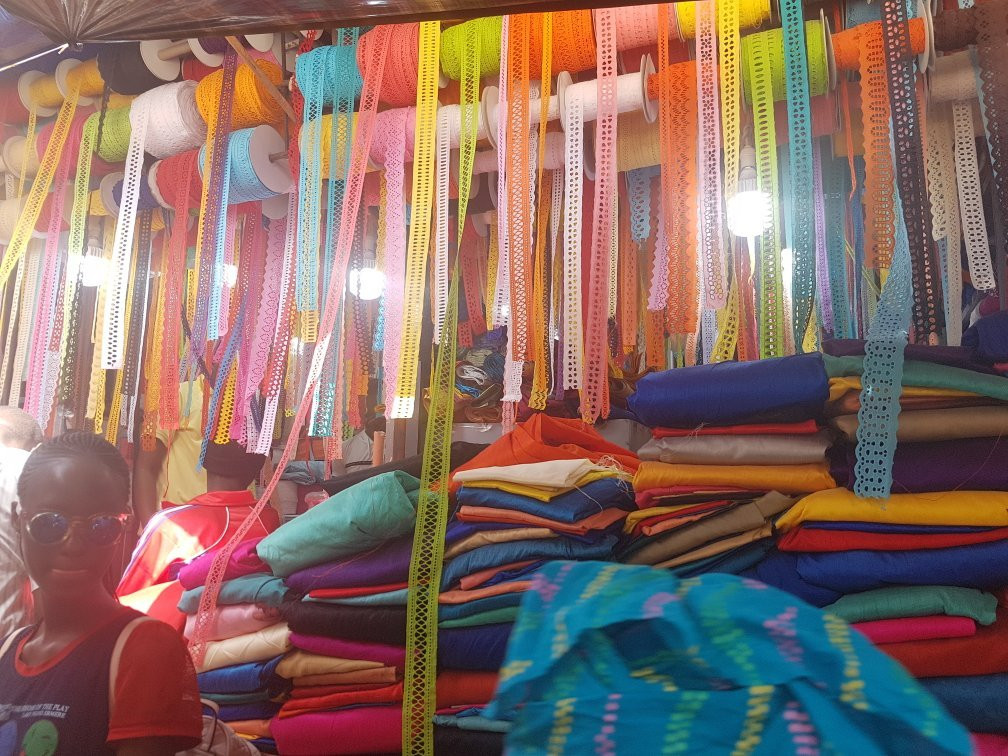Marche HLM景点图片
