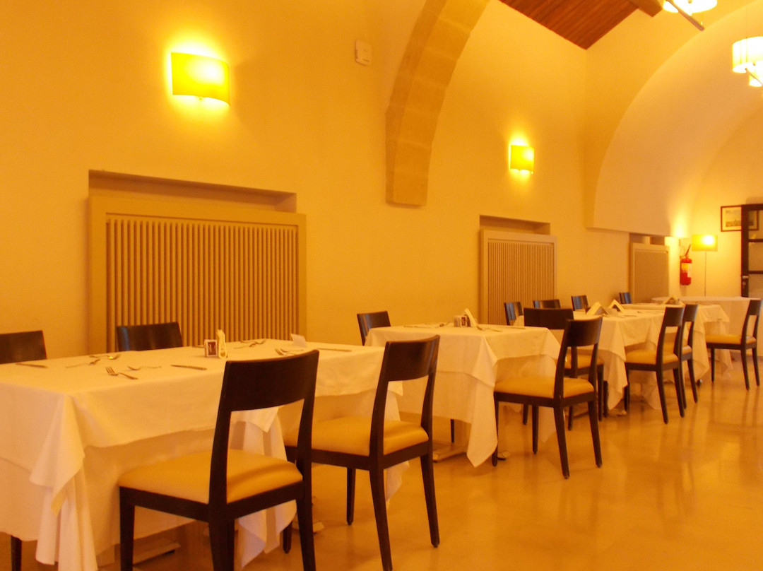 Al Faro Hotel主图