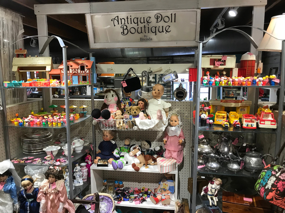 Antique Company Mall-麦金尼必去景点