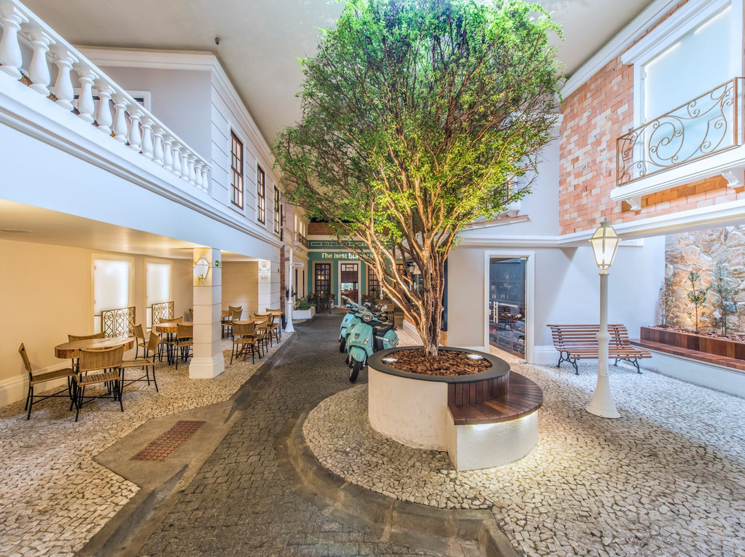 Madero Steak House Comendador