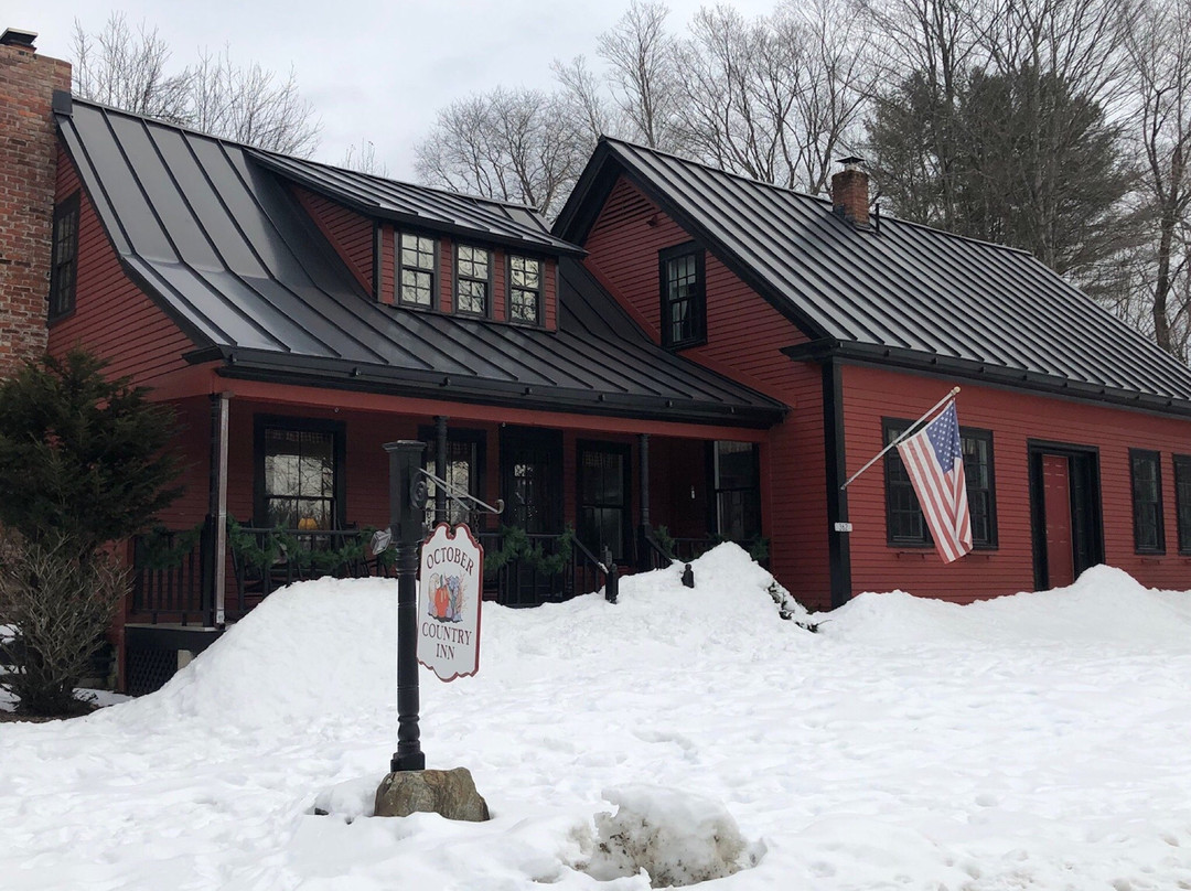 October Country Inn主图