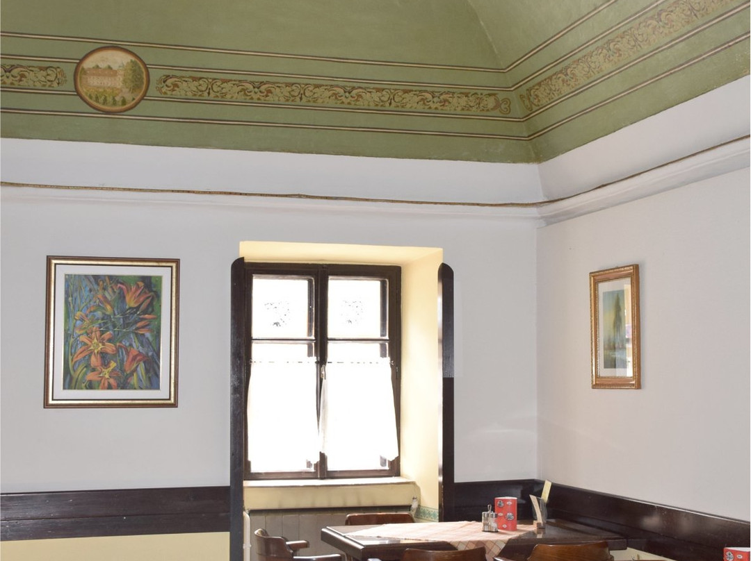 Kis-Korona Restaurant - Pension - Pizzeria主图