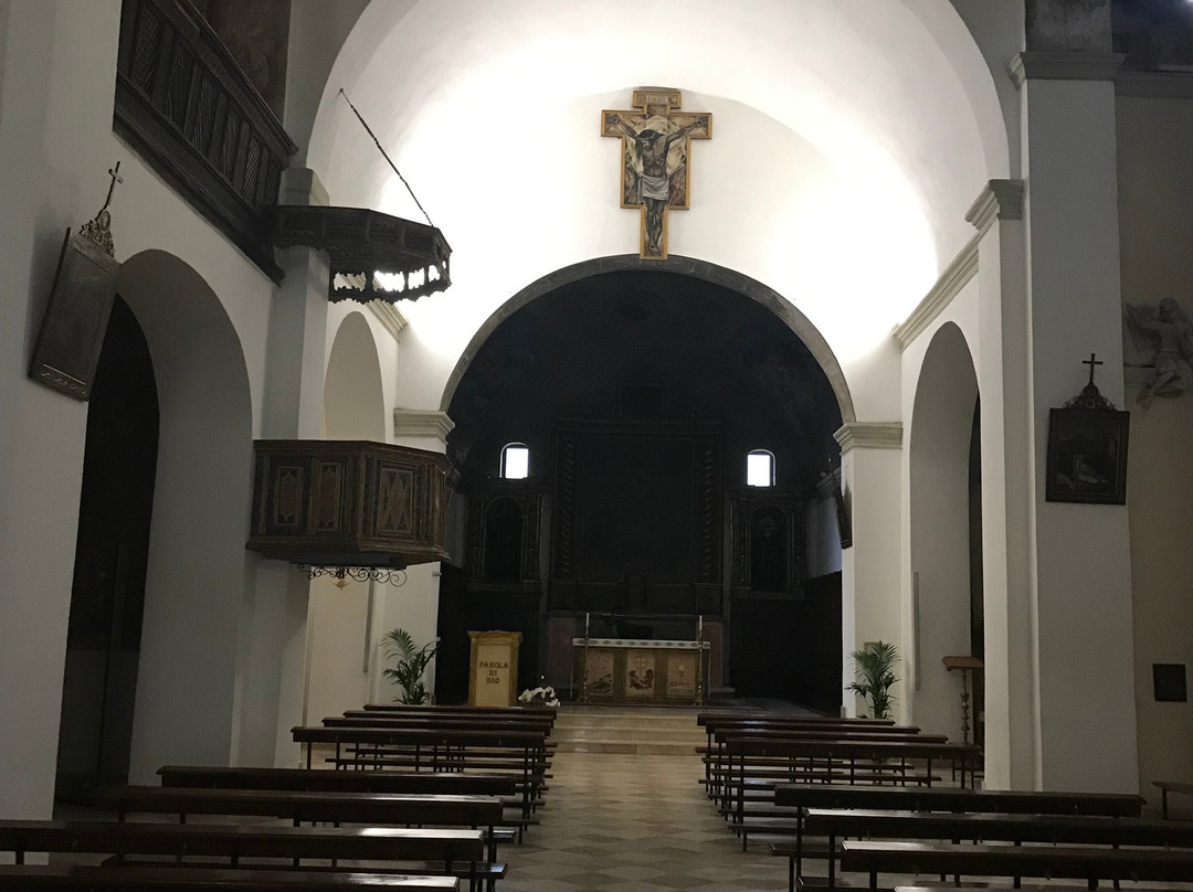 Basilica Santa Maria dei Martiri-Fonni必去景点